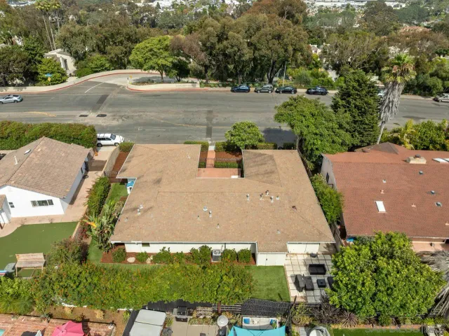 $2,495,000 | 8874 La Jolla Scenic Drive North, La Jolla, CA 92037