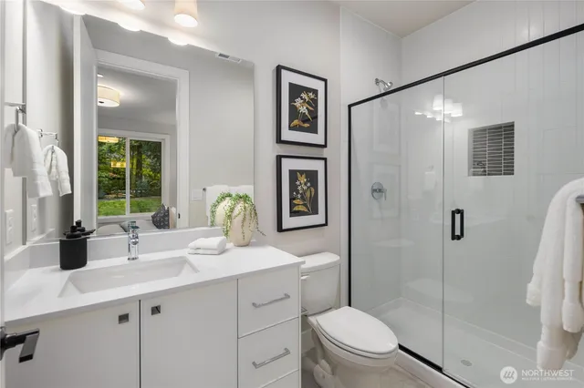 $3,512,000 | 12206 Northeast 61st Street, Kirkland, WA 98033