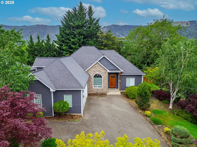 $449,900 | 115 Duane Court, Myrtle Creek, OR 97457