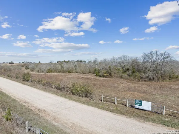 $1,465,000 | 3424 Post Oak Point Road, New Ulm, TX 78950