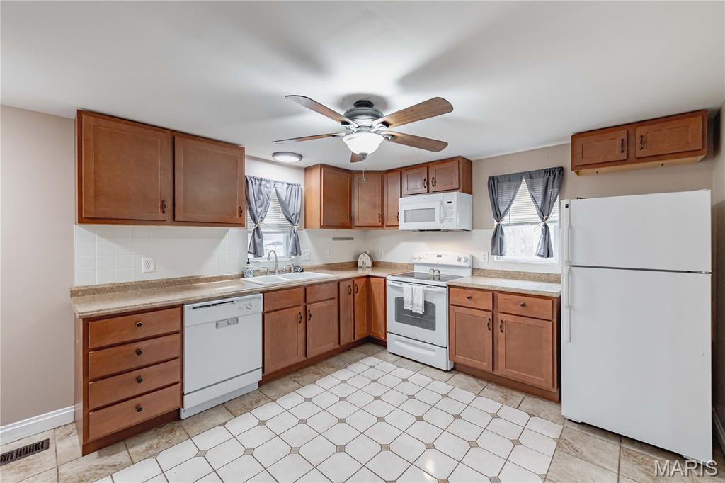 19701 Old Jamestown Road Florissant, MO 63034 - Photo 16 of 22