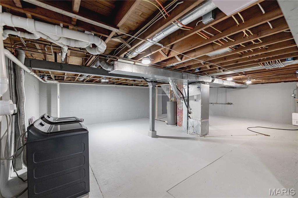 19701 Old Jamestown Road Florissant, MO 63034 - Photo 17 of 22