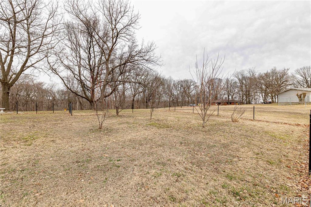 19701 Old Jamestown Road Florissant, MO 63034 - Photo 18 of 22