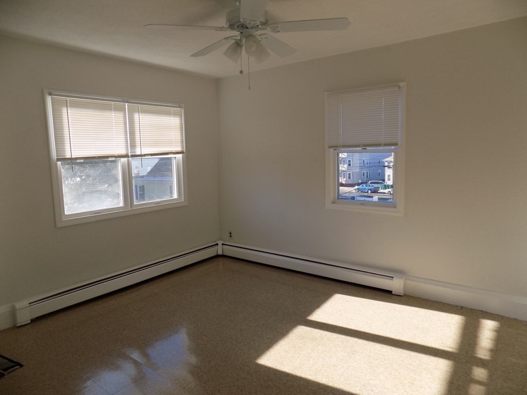 14 Dana Street, Unit 2 Lynn, MA 01902 - Photo 3 of 4