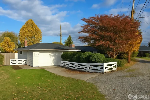 $522,000 | 11144 Woodward Avenue South, Seattle, WA 98178