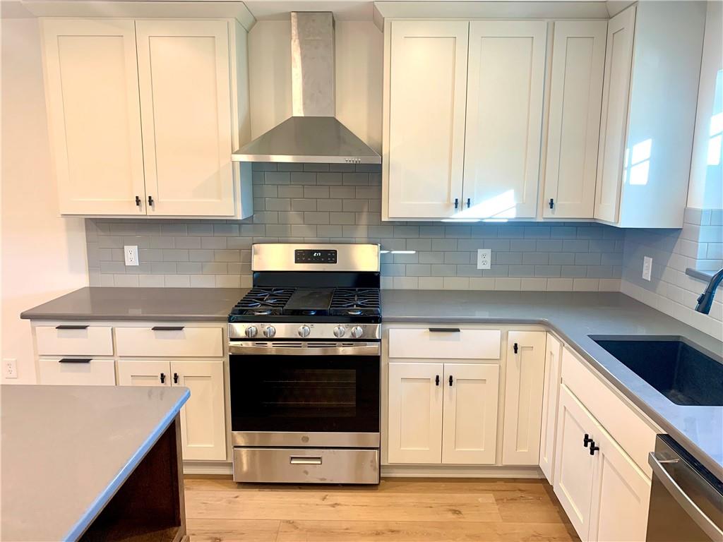 2701 Meadow Ridge Drive St. Joseph, MO 64504 - Photo 7 of 46