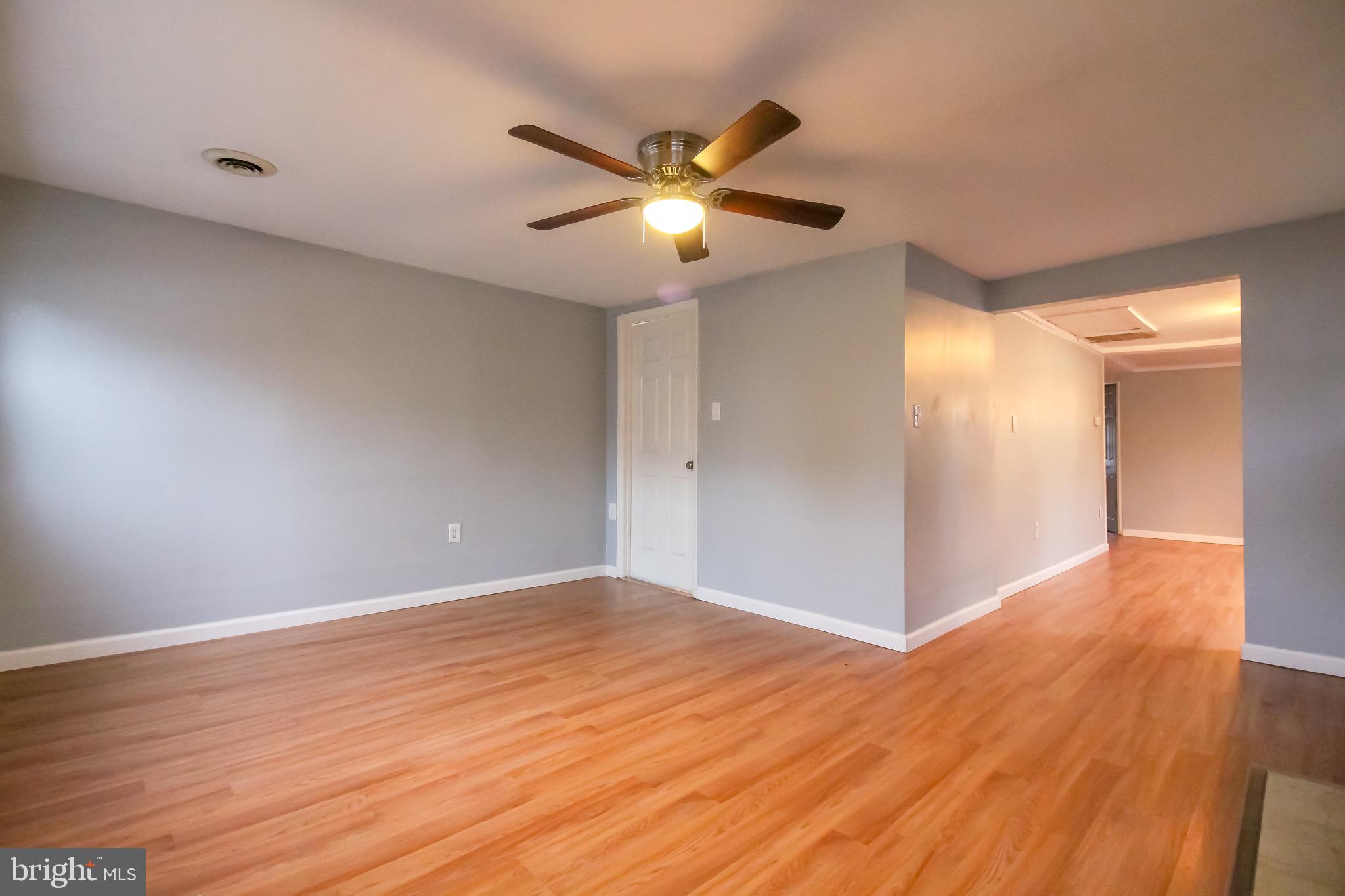 104 Orchard Road Riva, MD 21140 - Photo 3 of 27 Family Room with wood burning insert