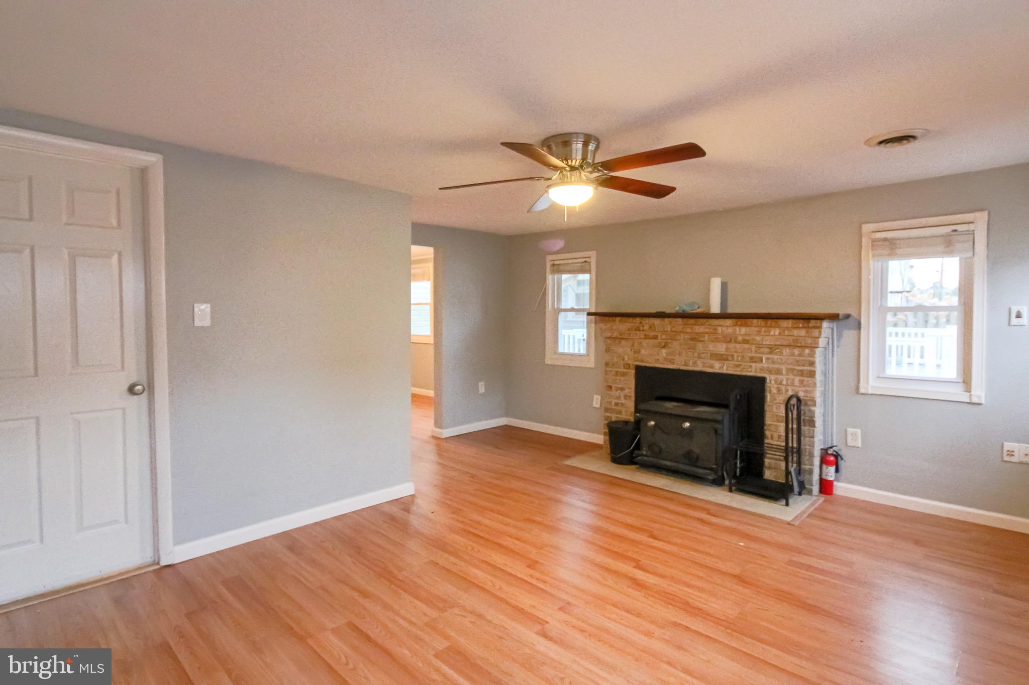 104 Orchard Road Riva, MD 21140 - Photo 4 of 27 Family Room w/wood stove insert