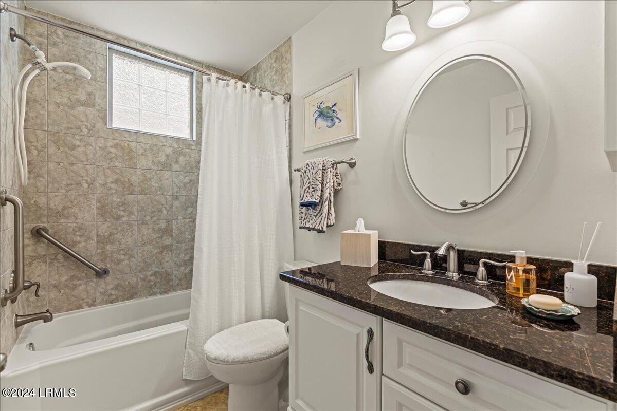 140 Otter Road Hilton Head Island, SC 29928 - Photo 23 of 41 22-Bathroom 2