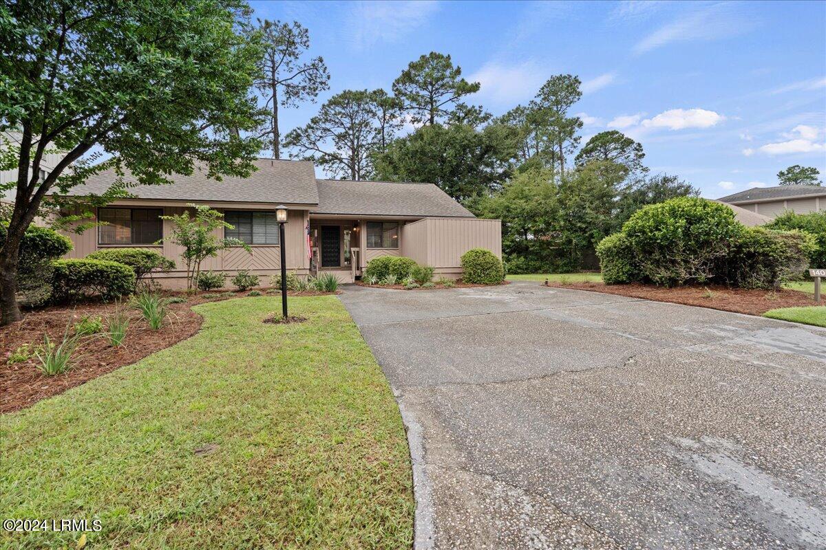 140 Otter Road Hilton Head Island, SC 29928 - Photo 4 of 41 03-Front Exterior