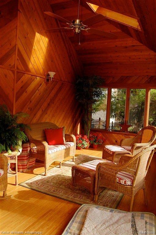 35231 Lancashire Road Livonia, MI 48152 - Photo 7 of 21 4 SEASON SUN ROOM