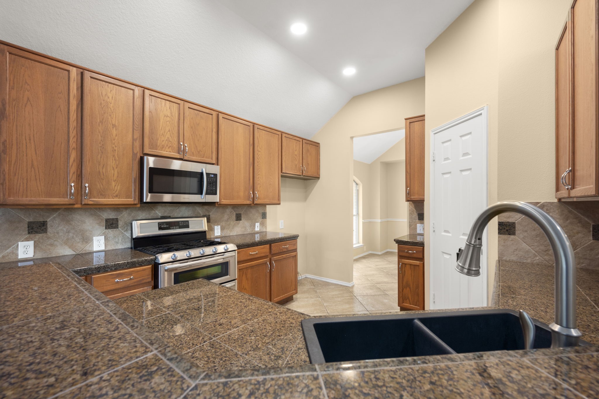 2007 Louetta Spring Drive Spring, TX 77388 - Photo 19 of 50