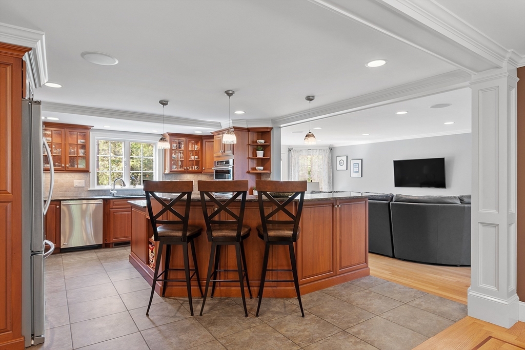 12 Hemlock Road Andover, MA 01810 - Photo 11 of 42 Gallery Image 11