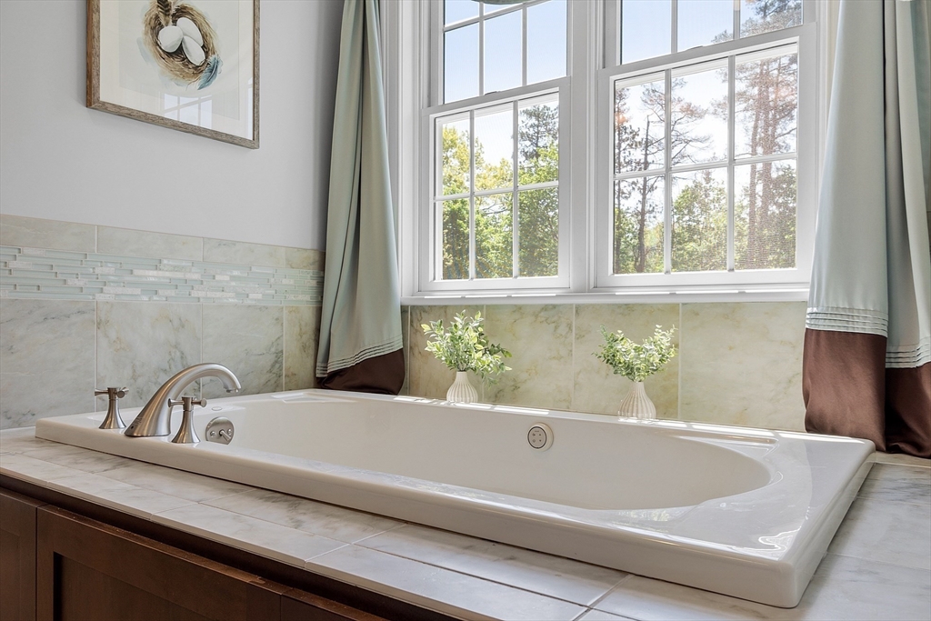 12 Hemlock Road Andover, MA 01810 - Photo 29 of 42 Gallery Image 29