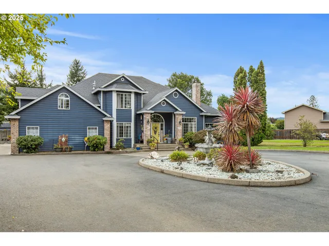 $899,000 | 101 Aster Street, Winchester, OR 97495