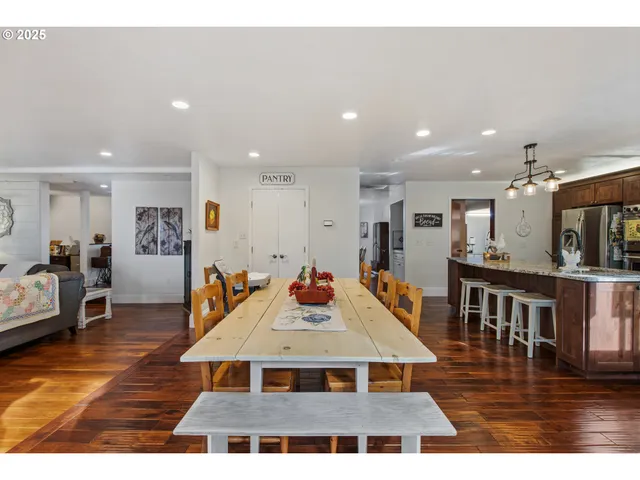 $899,000 | 101 Aster Street, Winchester, OR 97495