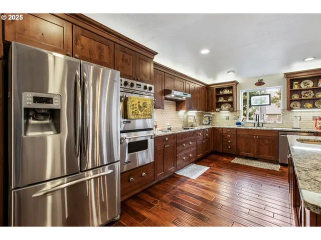 $899,000 | 101 Aster Street, Winchester, OR 97495