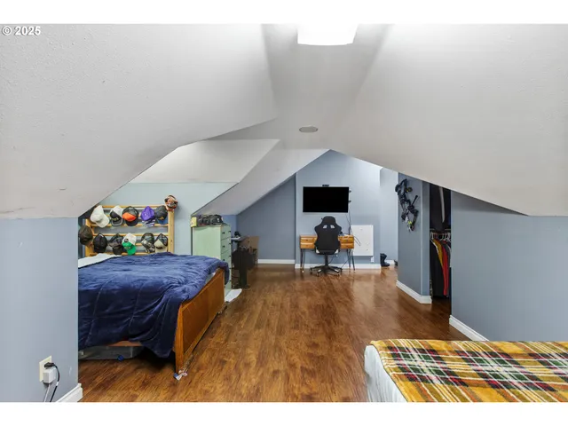 $899,000 | 101 Aster Street, Winchester, OR 97495