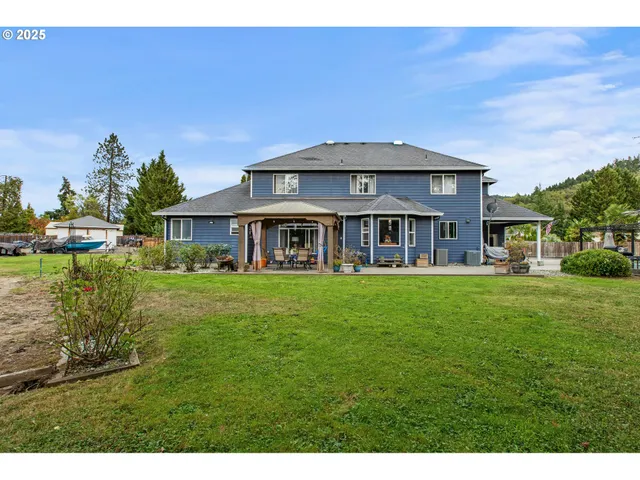 $899,000 | 101 Aster Street, Winchester, OR 97495