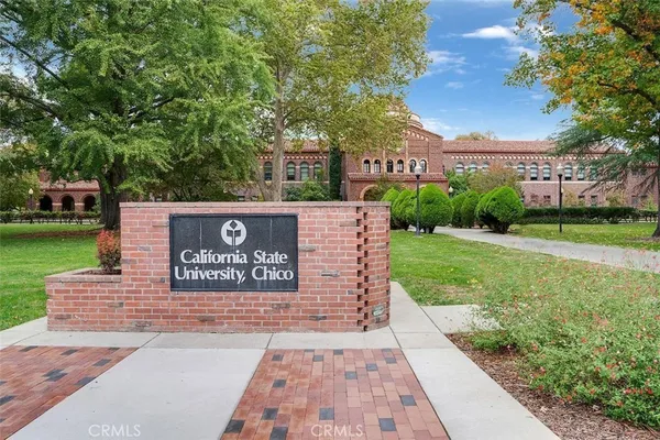 $2,900 | 1131 West 6th Street, Chico, CA 95928