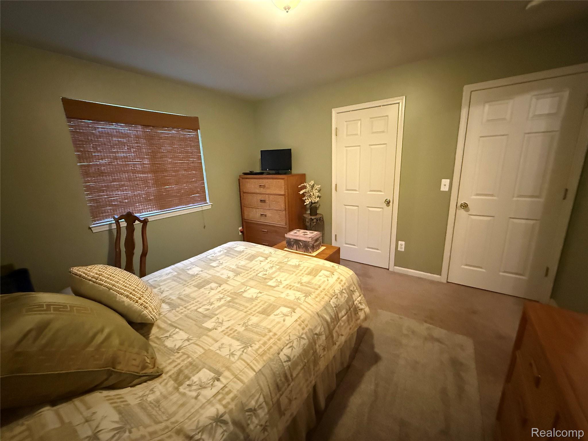 488 Windy Bluff Street Flushing, MI 48433 - Photo 21 of 31 IMG_2729.jpeg