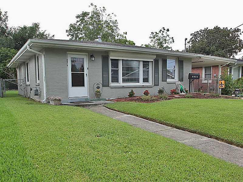 8916 Crochet Avenue River Ridge, LA 70123 - Photo 2 of 16 Gallery Image 2