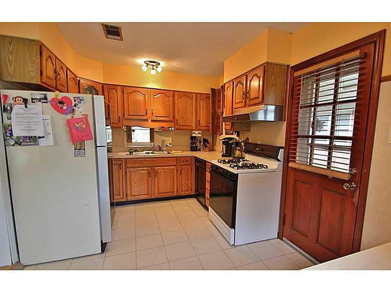 8916 Crochet Avenue River Ridge, LA 70123 - Photo 5 of 16 Gallery Image 5