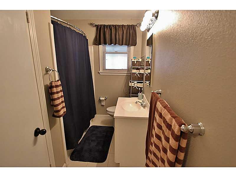 8916 Crochet Avenue River Ridge, LA 70123 - Photo 8 of 16 Gallery Image 8