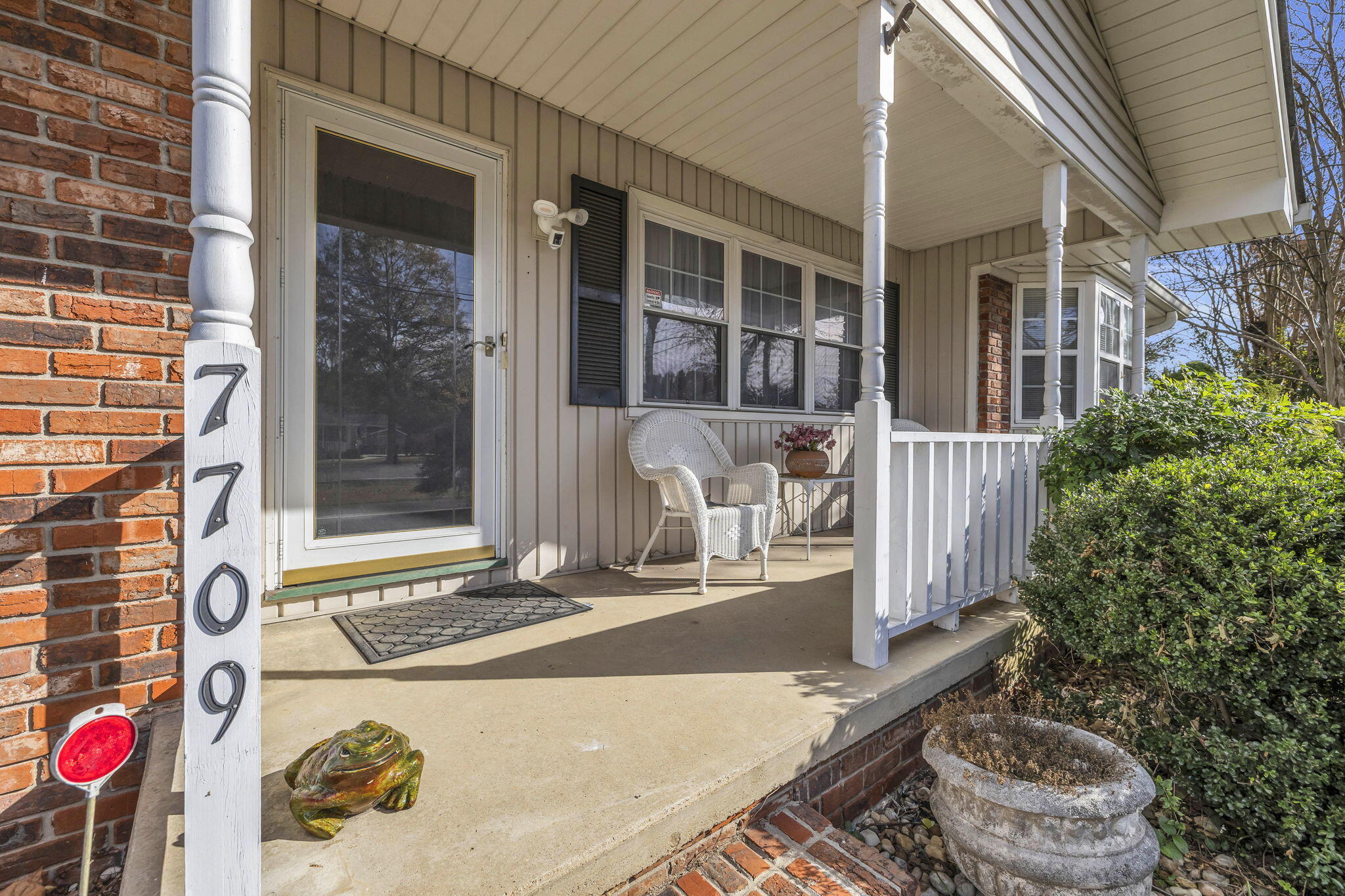 7709 Standifer Gap Road Chattanooga, TN 37421 - Photo 4 of 36 4-web-or-mls-7709-standifer-gap-rd
