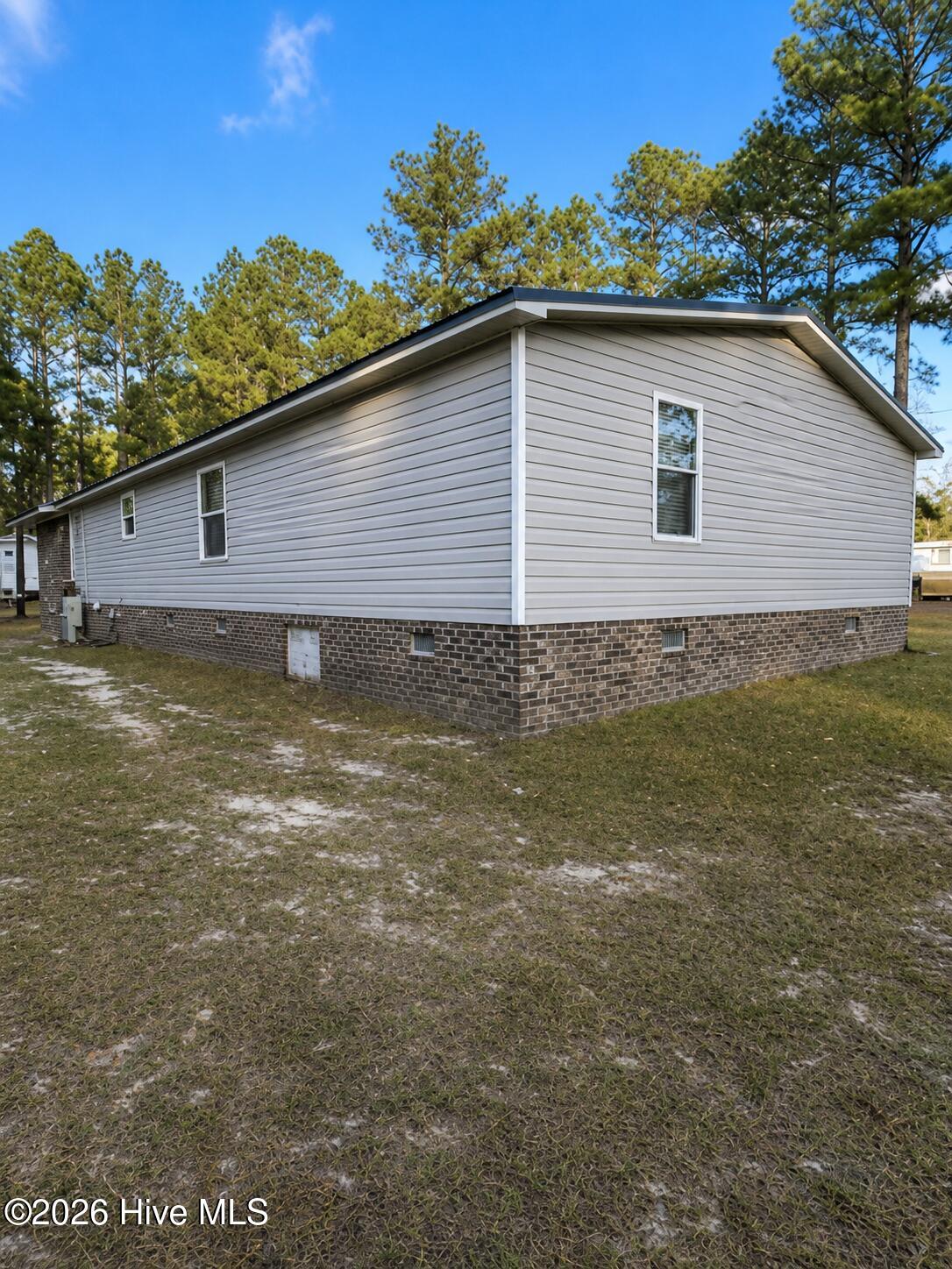 8801 Johns Mill Road Maxton, NC 28364 - Photo 8 of 14 7D66B104-CE5A-411D-B228-2B4AD5D34FB9