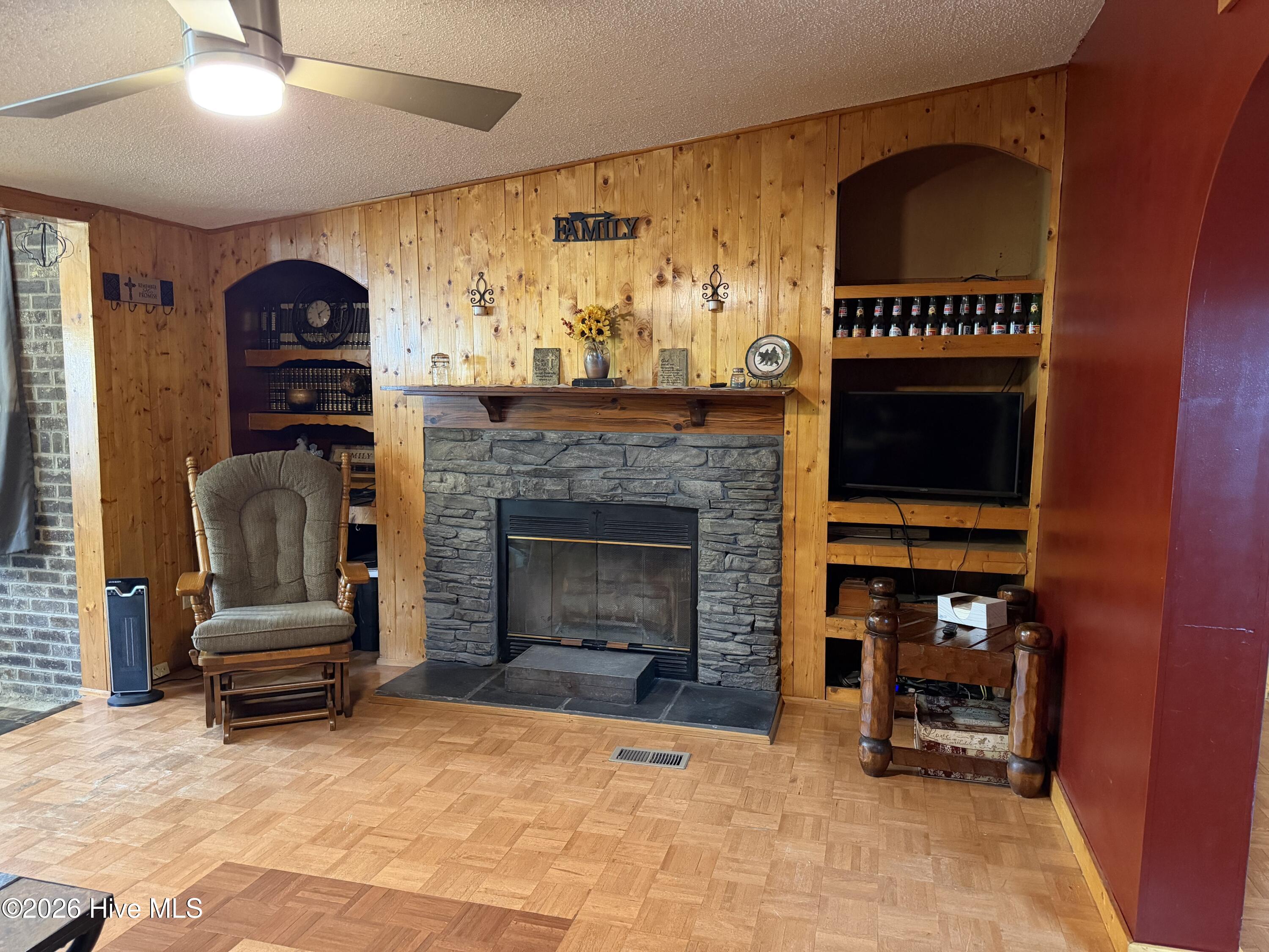 8801 Johns Mill Road Maxton, NC 28364 - Photo 10 of 14 I