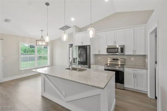 $2,200 | 2806 22nd Street West, Lehigh Acres, FL 33971