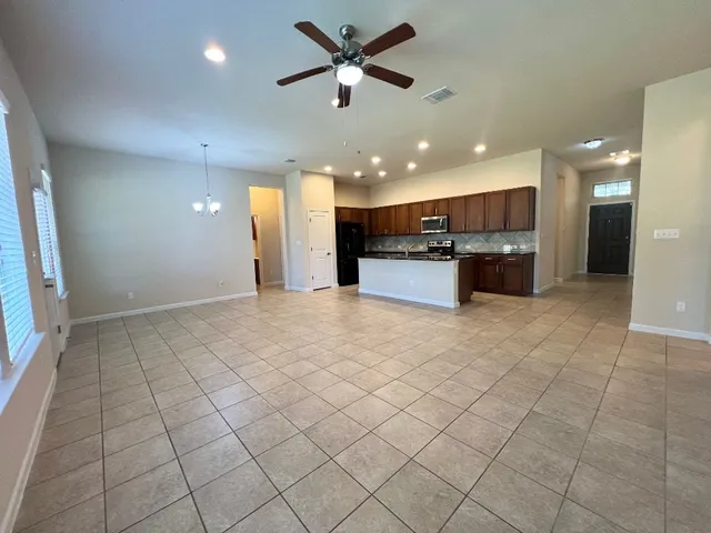 $2,100 | 114 Clear Water Pass, Bastrop, TX 78602