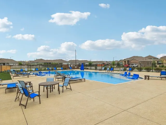 $2,100 | 114 Clear Water Pass, Bastrop, TX 78602