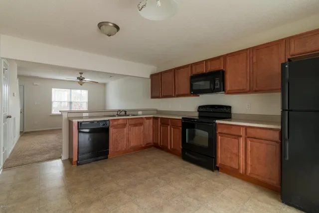 $1,250 | 6001 Banister Loop, Jacksonville, NC 28546