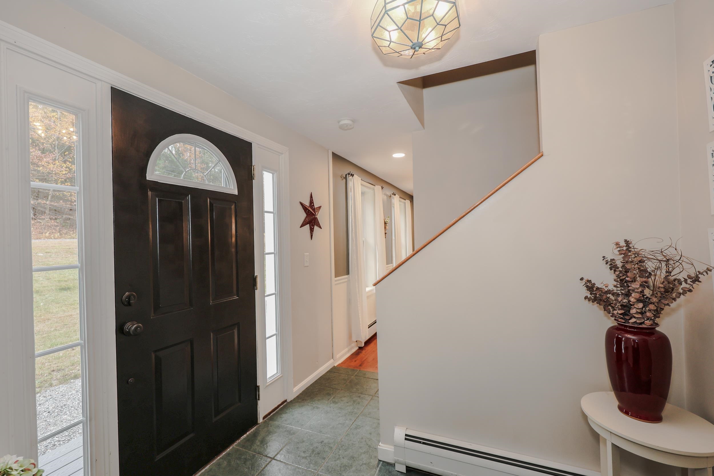 21 Ledgewood Street Wilton, NH 03086 - Photo 22 of 56