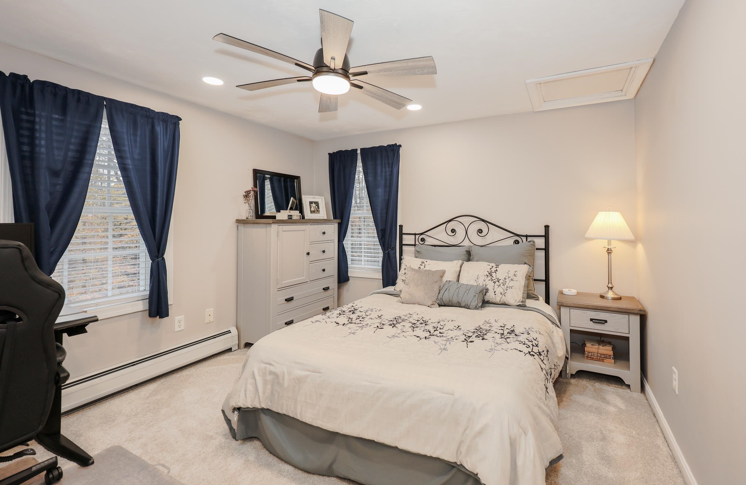 21 Ledgewood Street Wilton, NH 03086 - Photo 38 of 56