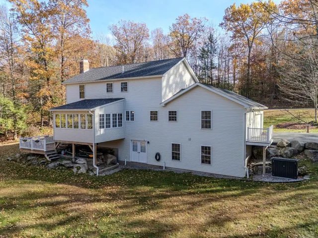 $599,900 | 21 Ledgewood Street, Wilton, NH 03086