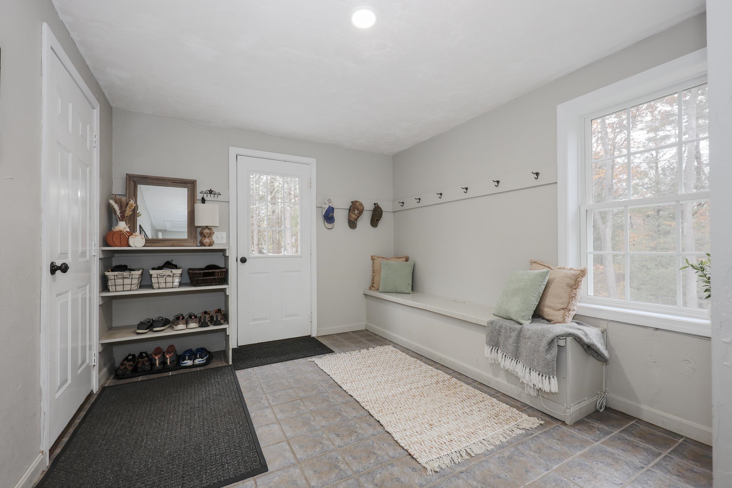 21 Ledgewood Street Wilton, NH 03086 - Photo 7 of 56