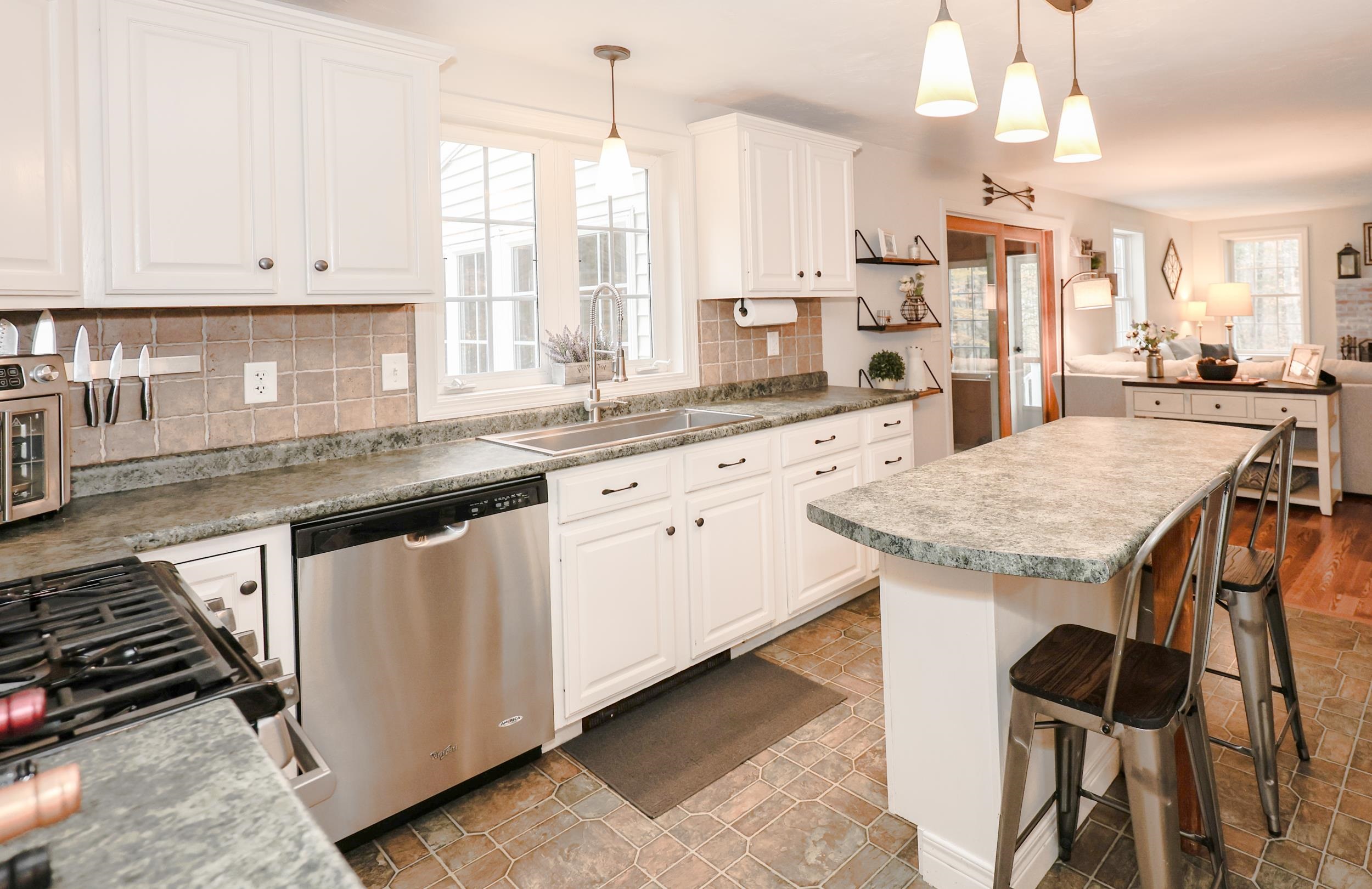 21 Ledgewood Street Wilton, NH 03086 - Photo 10 of 56