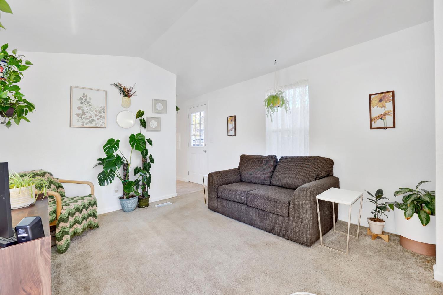 8880 Auburn Folsom Road, Unit 28 Granite Bay, CA 95746 - Photo 5 of 14