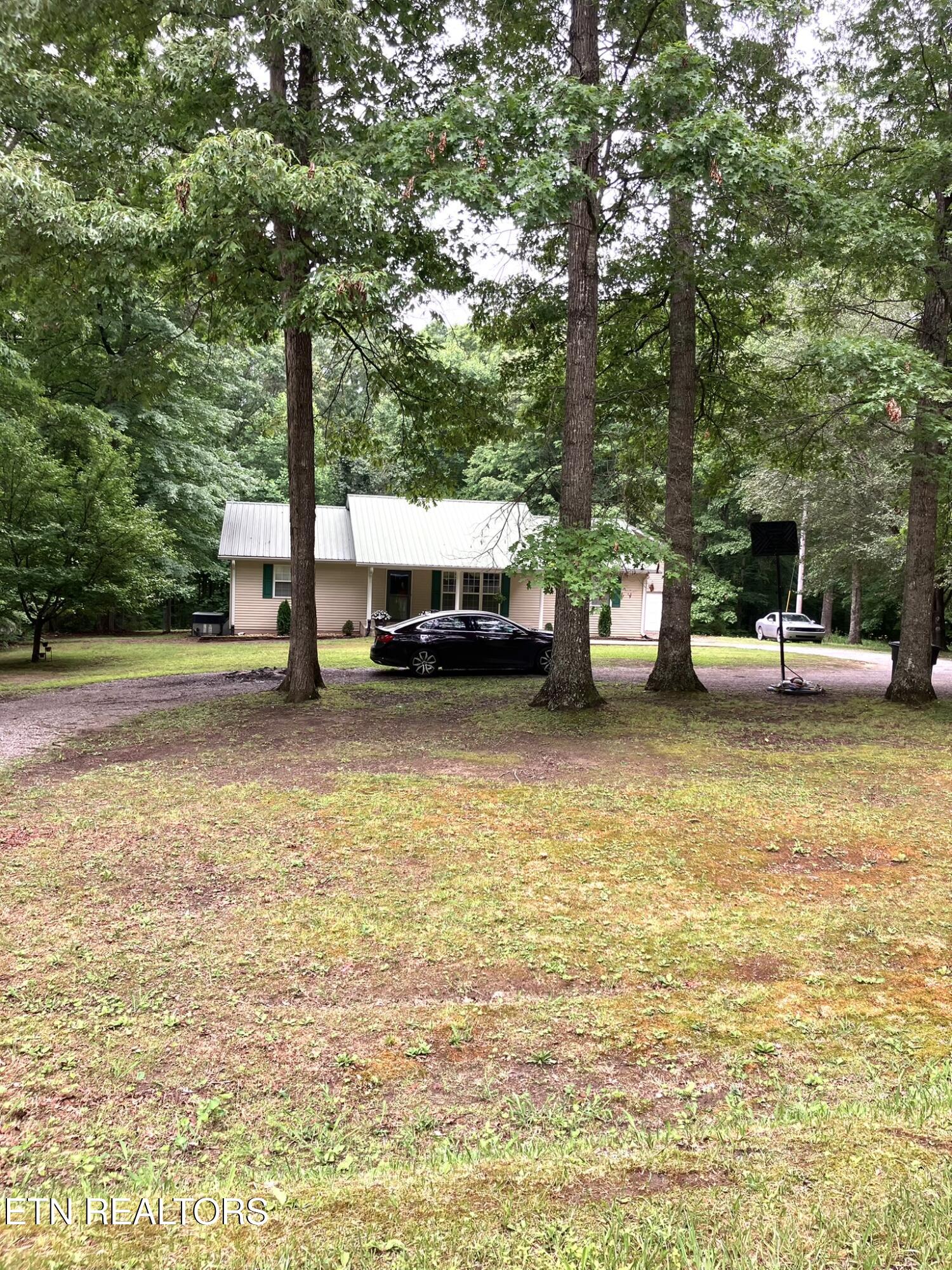 2712 Tinchtown Road Jamestown, TN 38556 - Photo 2 of 34 Road View