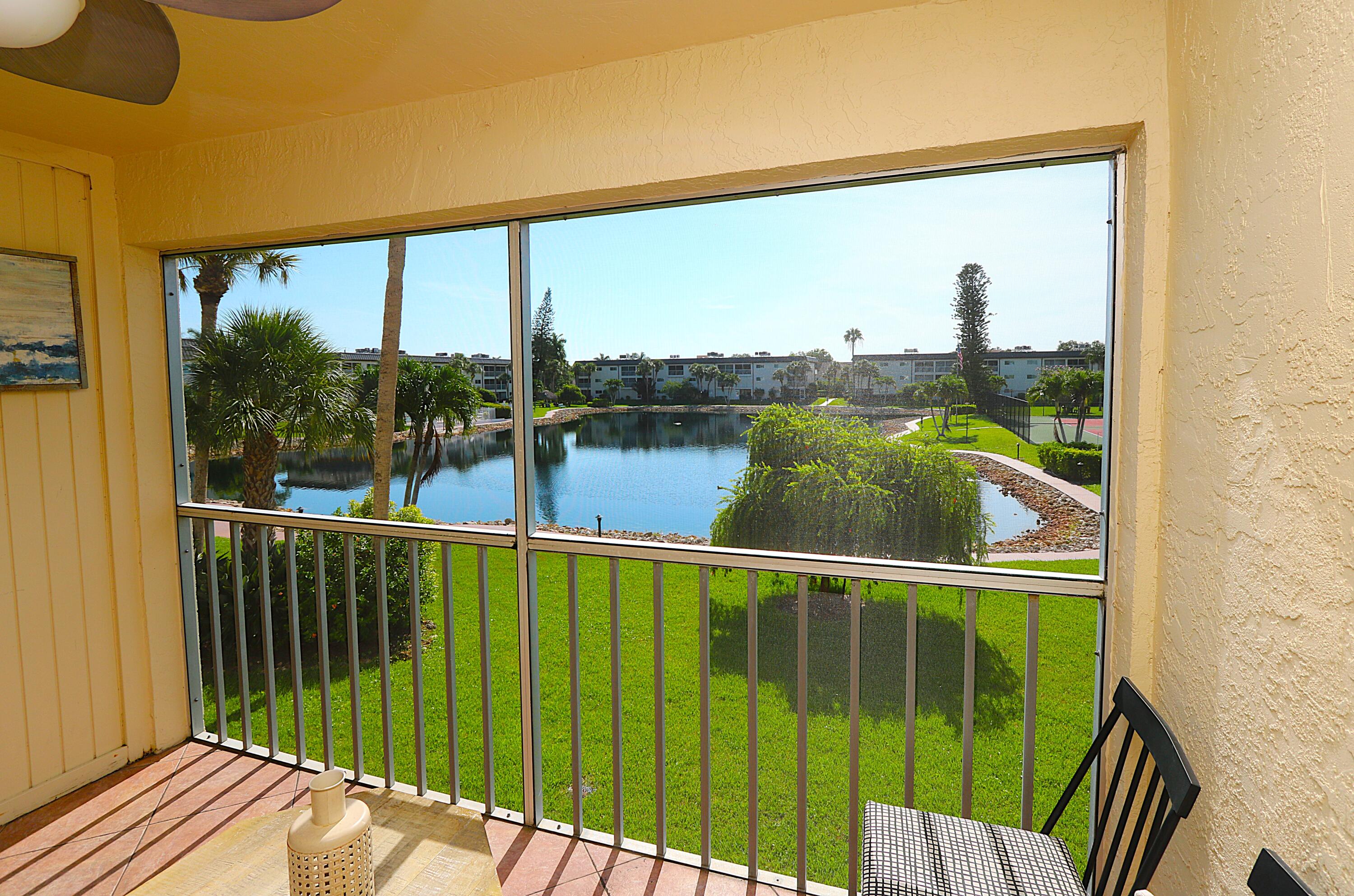 1004 Manatee Road, Unit 202 Naples, FL 34114 - Photo 13 of 31 bbb