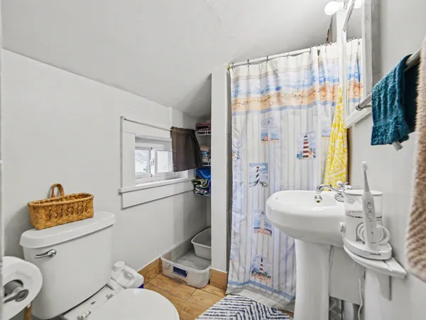 $269,900 | 310 2nd Street, Ludington, MI 49431