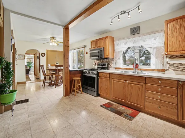 $269,900 | 310 2nd Street, Ludington, MI 49431