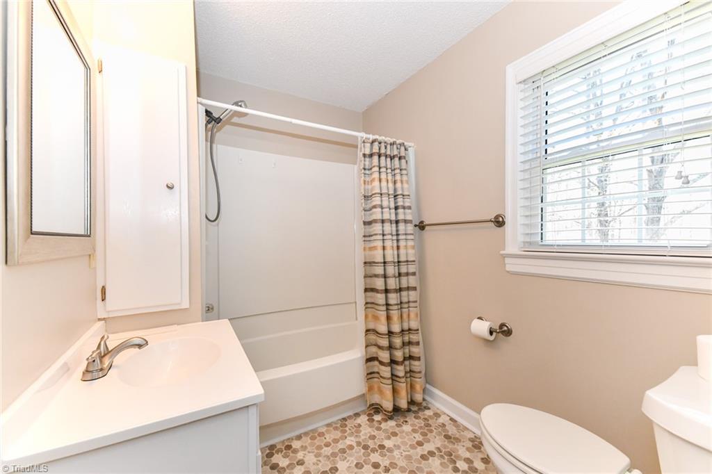 9409 Archdale Road Trinity, NC 27370 - Photo 38 of 47