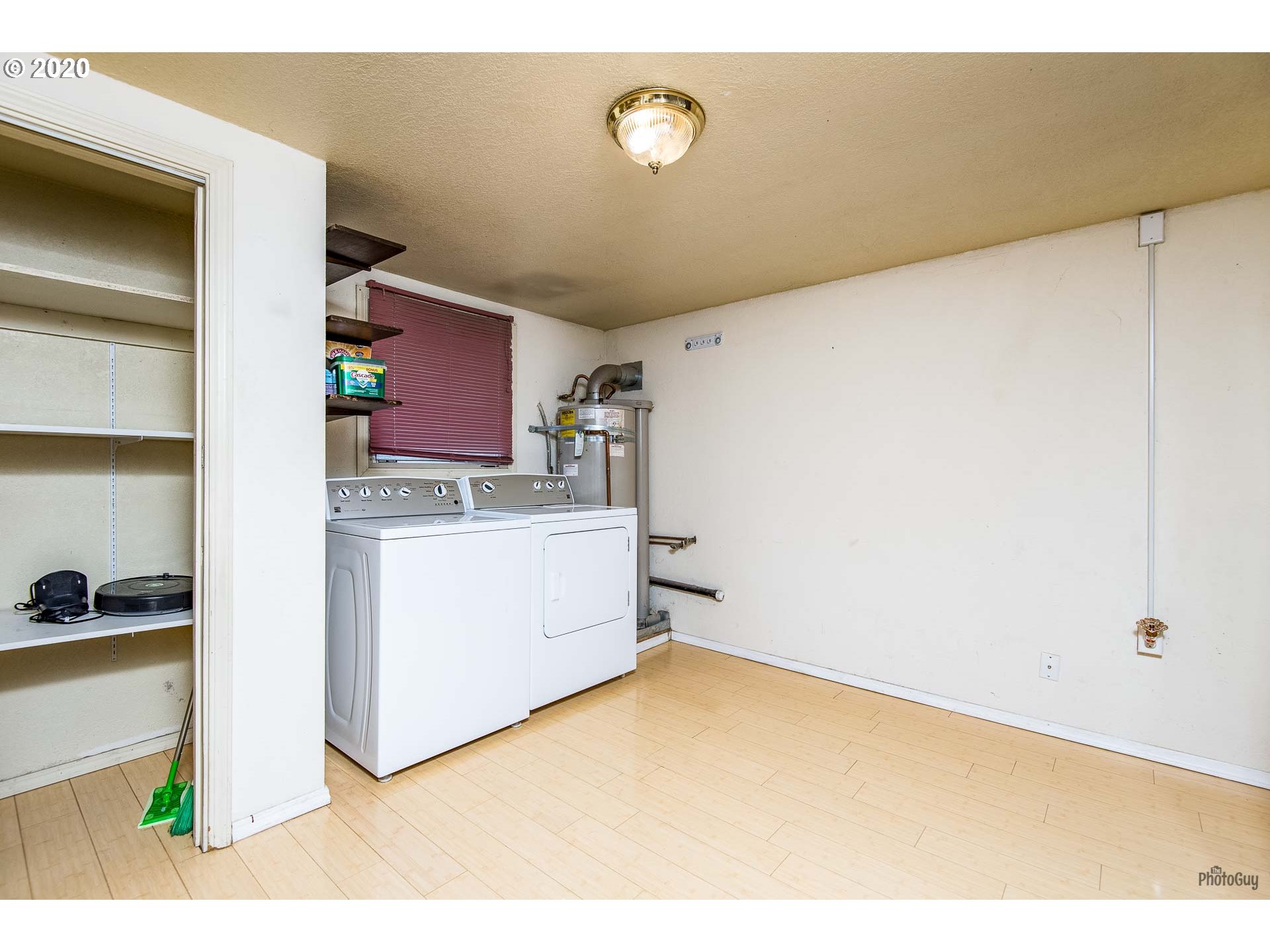 855 West N Street Springfield, OR 97477 - Photo 14 of 29