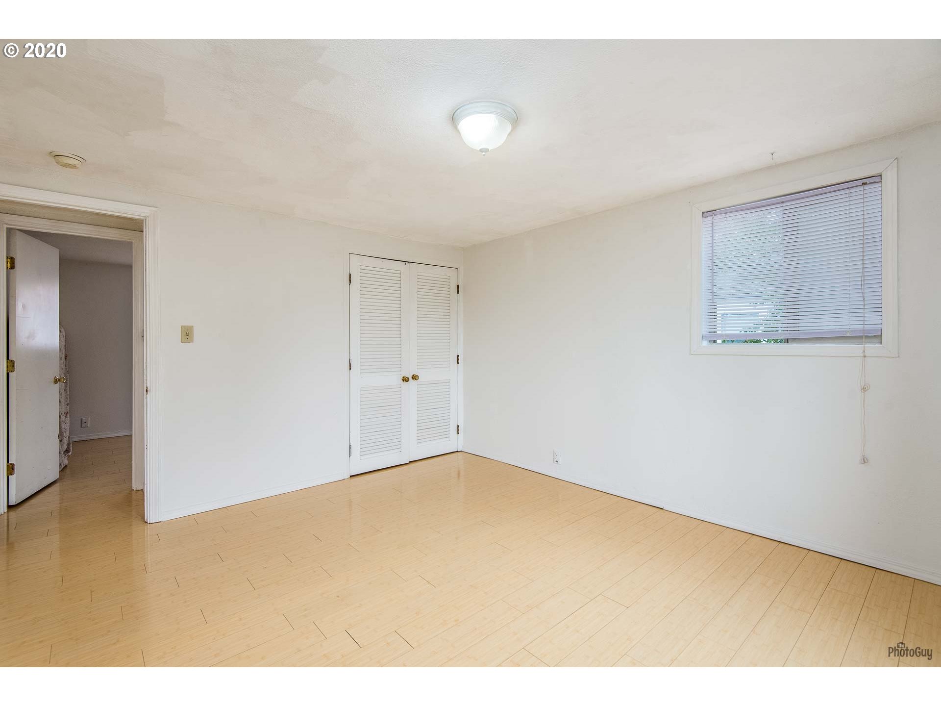 855 West N Street Springfield, OR 97477 - Photo 18 of 29