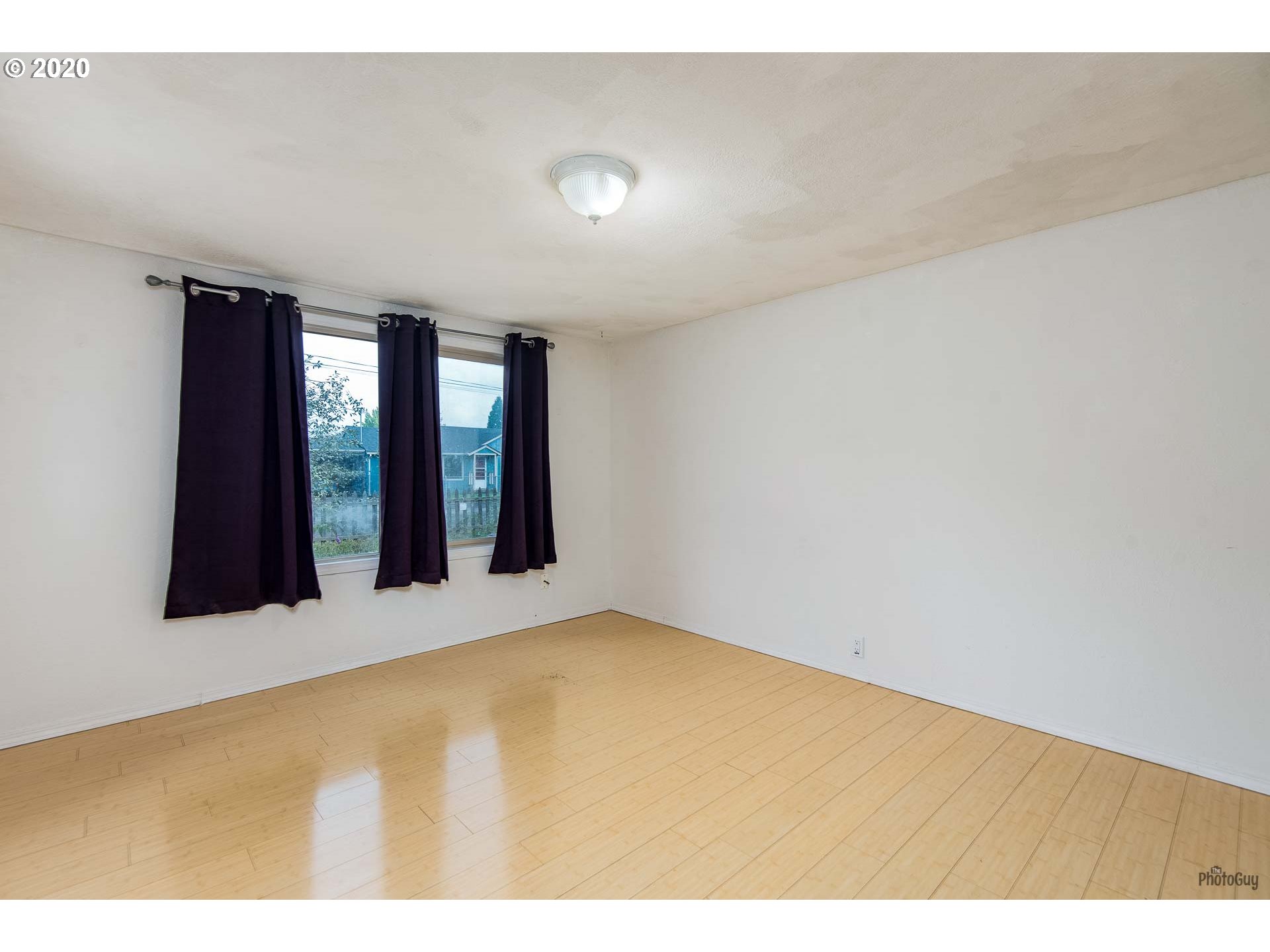 855 West N Street Springfield, OR 97477 - Photo 19 of 29