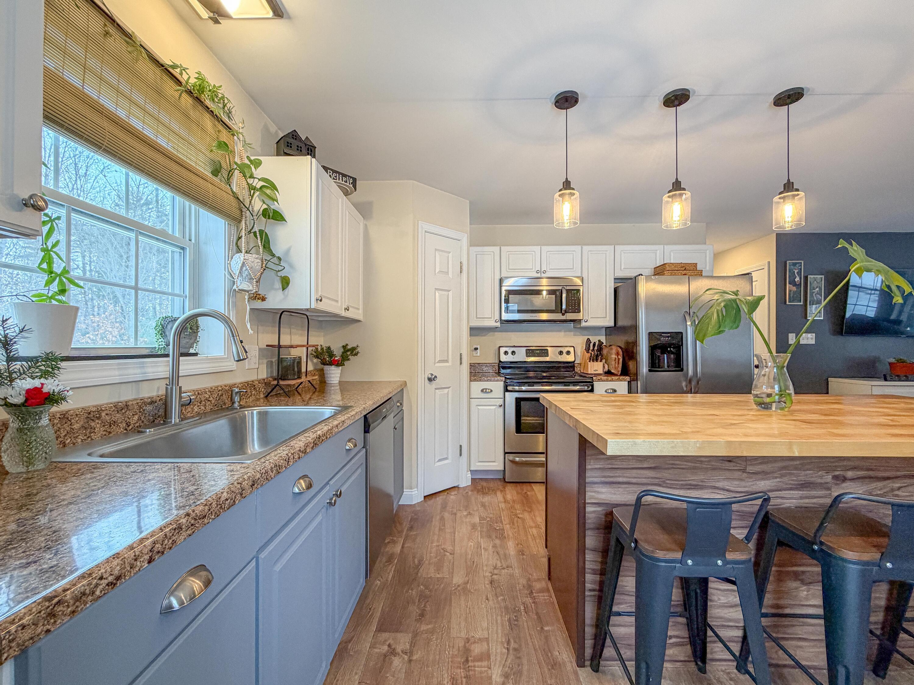 446 Doles Ridge Road Limerick, ME 04048 - Photo 11 of 45 446 Doles Ridge Rd Limerick -13